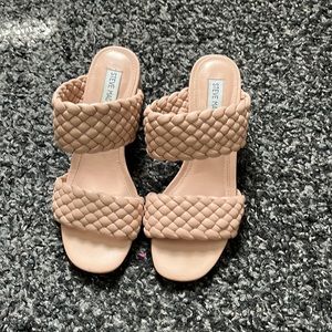Steve Madden Tan Heels